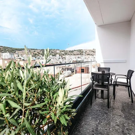 Gasthuis Nautica Lux Sarandë